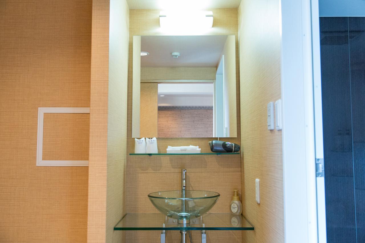 Uehonmachi Plaza Hotel (Adults Only) Osaka Exterior photo